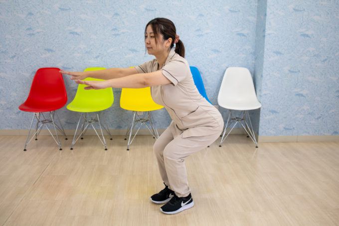 ナロースクワット